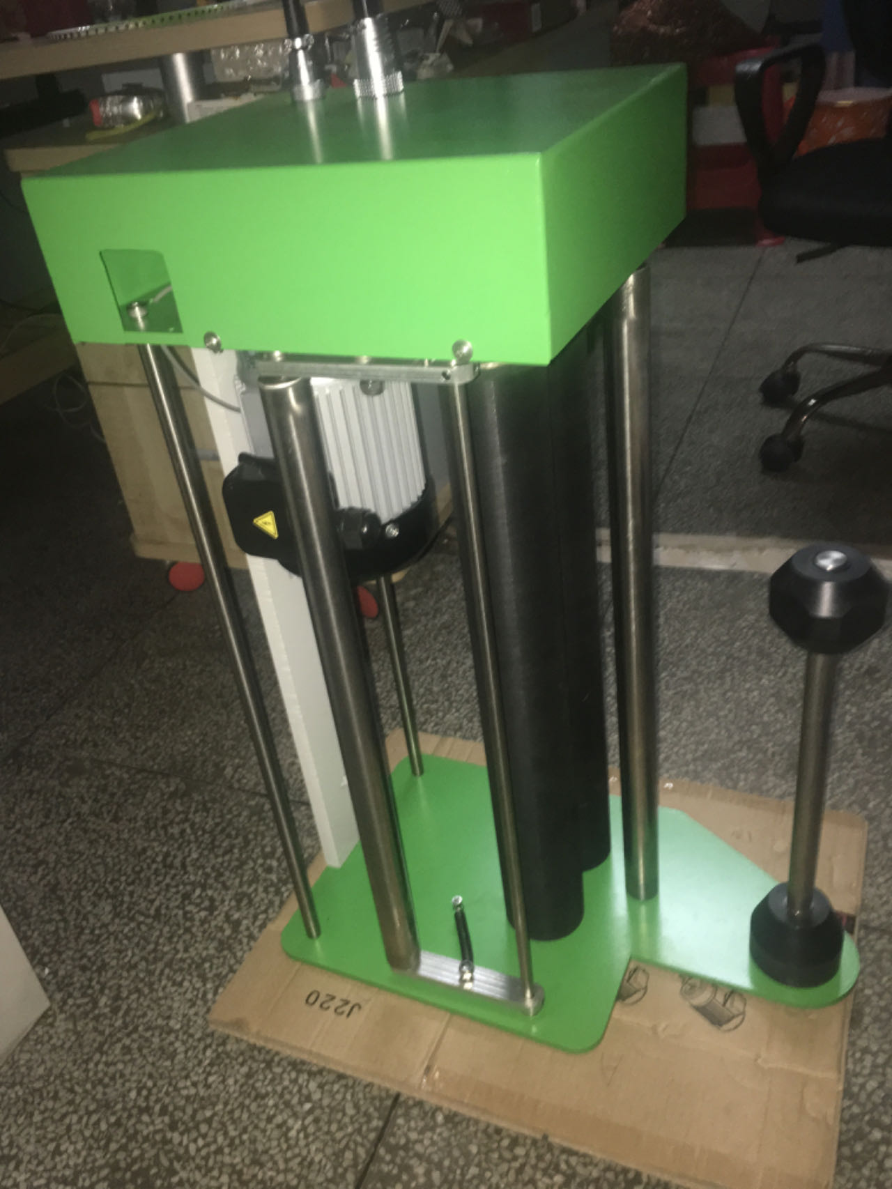 水平回转式膜架