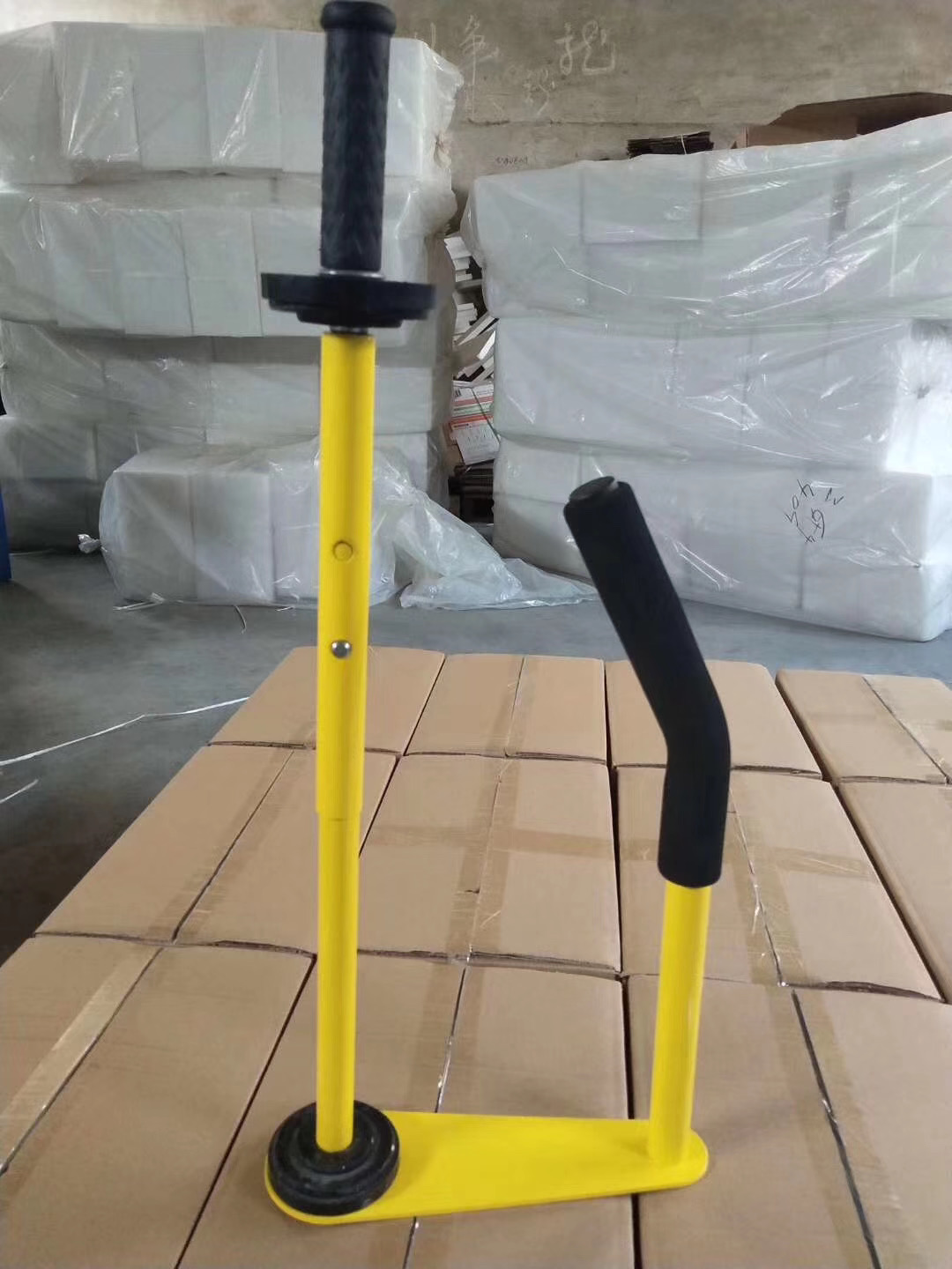 手动拉伸膜缠绕机