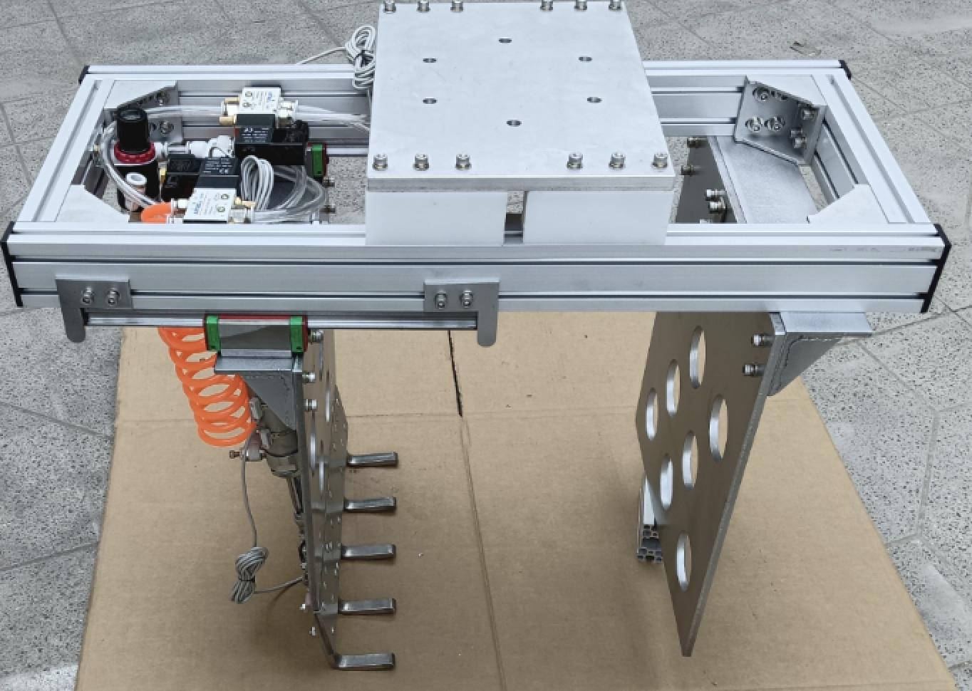 码垛夹具-夹板式夹具