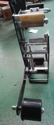 全自动封箱机头-贴带器厂家